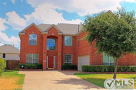 1st image of 808 Magnolia Trl