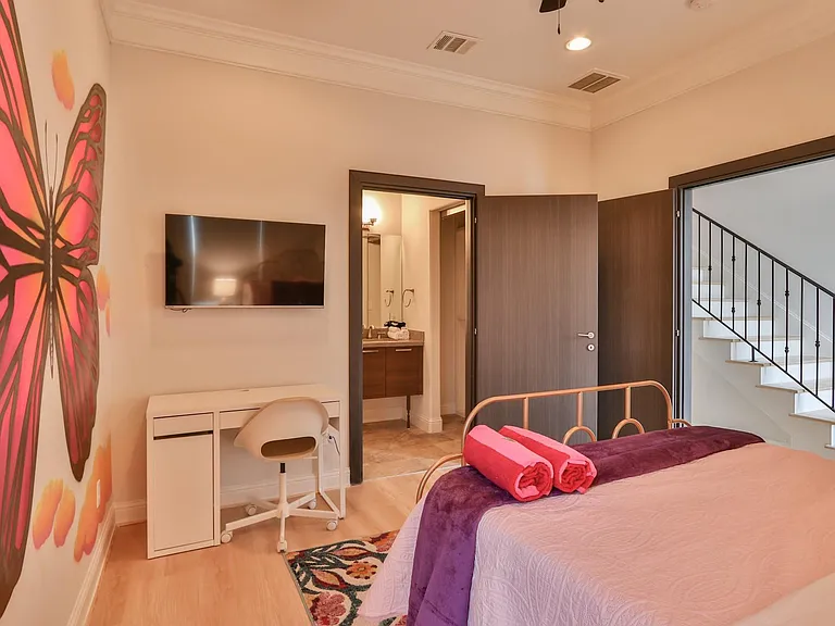 4114 Driscoll St — Photo 37