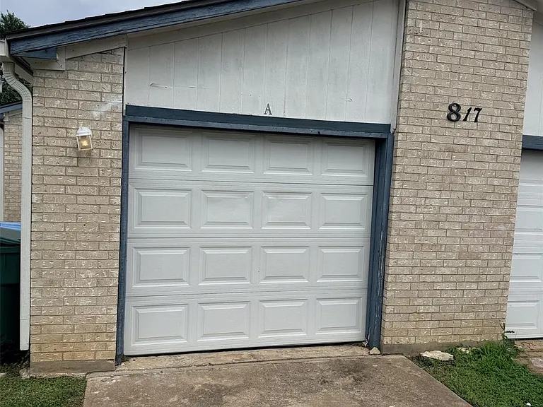 817 Lloyd Ln #A — Photo 15