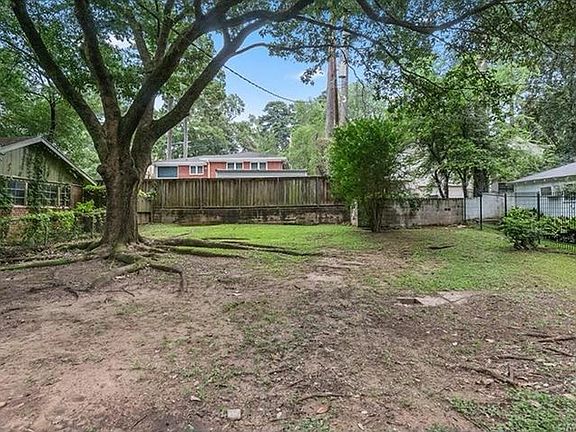 3rd image of 4005 Maryland Ave