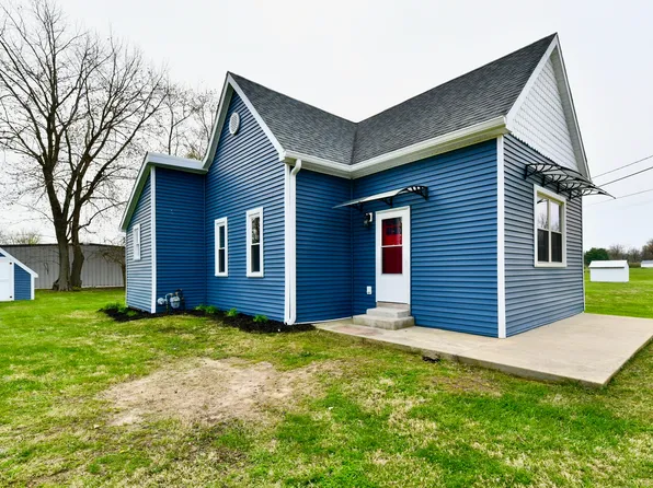 10880 N 23rd St, Elwood, IN 46036