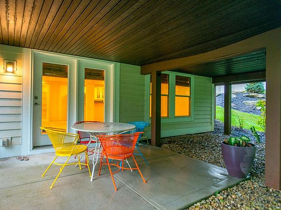 4th image of 13295 Canyon Ln NW