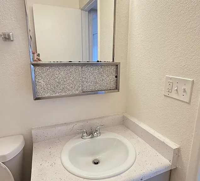 3313 E Blacklidge Dr #1 — Photo 6