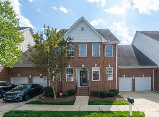 109 Alden Village Ct, Cary, NC 27519