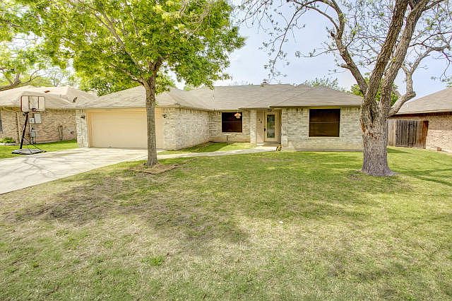 1st image of 1128 Camellia Ln