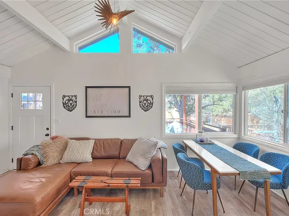 346 San Bernardino Ave, Sugarloaf, CA 92386