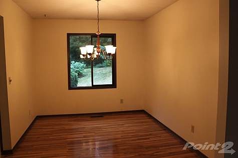 5th image of 12112 Red Oak Ct S