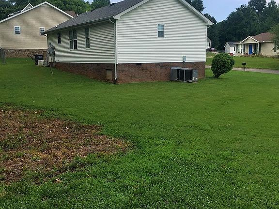 5th image of 365 Lafayette Point Cir