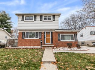 4654 Walker St, Wayne, MI 48184