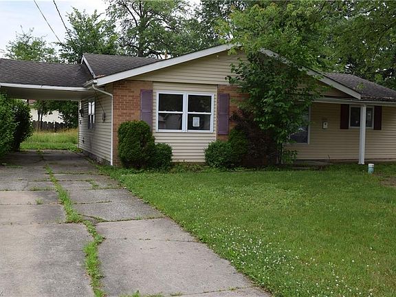 3rd image of 3829 Oakwood Ave