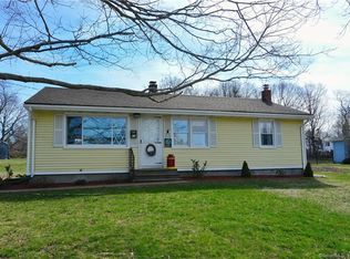 10 Nelson St, Brooklyn, CT 06234