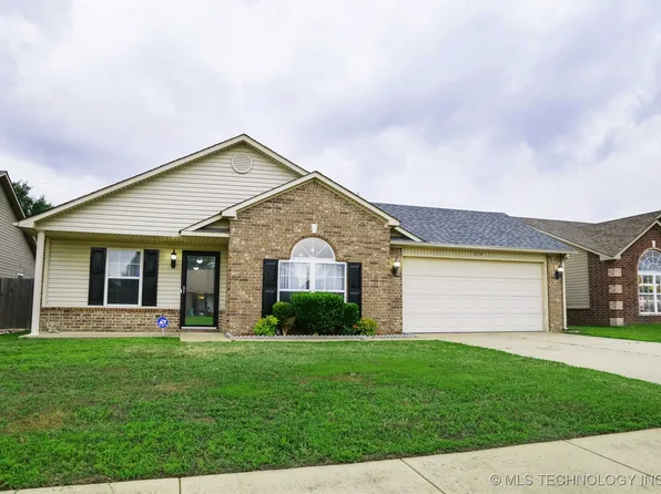 614 S Seminole St, Skiatook, OK 74070