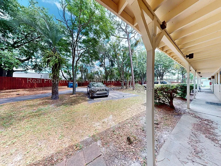 10342 Atlantic Cir #4 — Photo 3