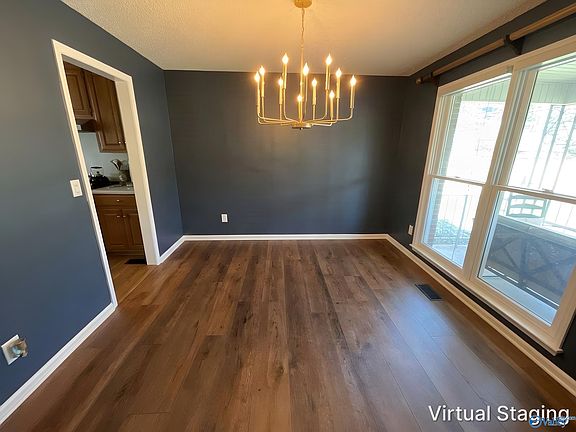4th image of 701 11th Ave NW