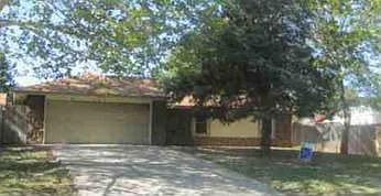 1st image of 205 N Willowood Dr