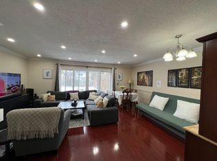 36 Hollyberry Trl #2, Toronto, ON M2H2S1