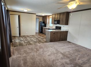 784 Virginia St, Belleville, MI 48111