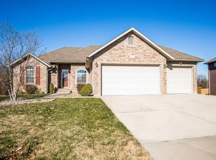 873 N Woodbury Ave, Springfield, MO 65802