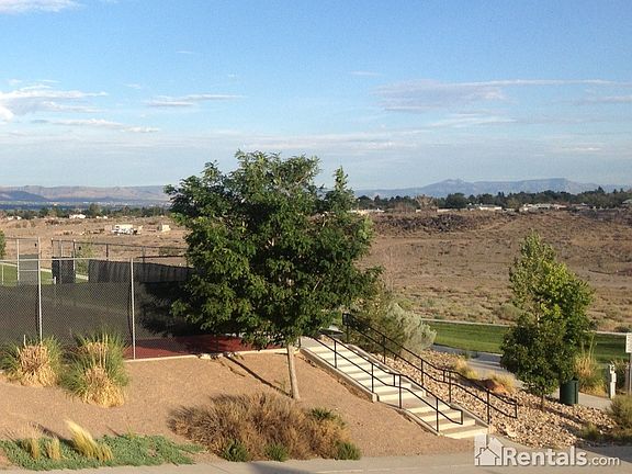 3rd image of 10523 Rockcliff Ct NW