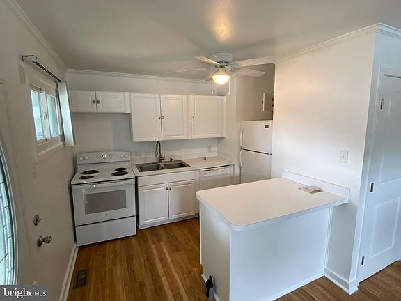 2nd image of 604 River Rd