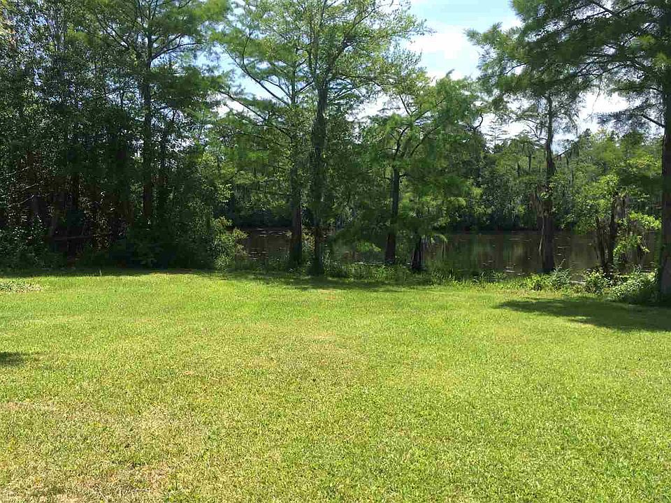 1st image of 4727 Wildwood Dr