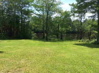 4727 Wildwood Dr, Bagdad, FL 32570