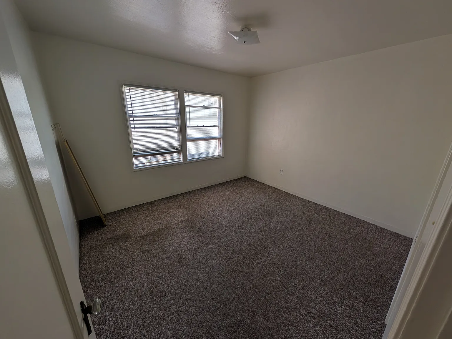 2 bed, $1,200 — Photo 3