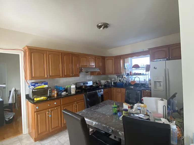 230 Washington St #2 — Photo 2
