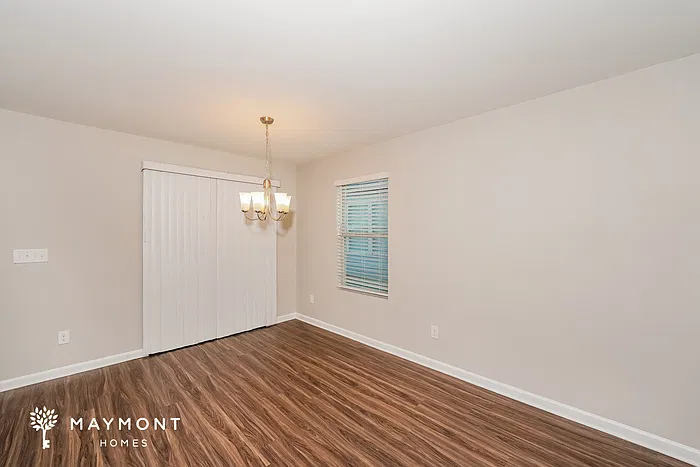 3 bed, 2.0 bath, 1279 sqft, $1,495 — Photo 4