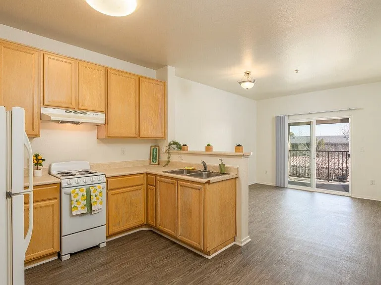 Desert Senior Living — Photo 3