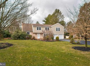 150 Harris Dr, State College, PA 16801