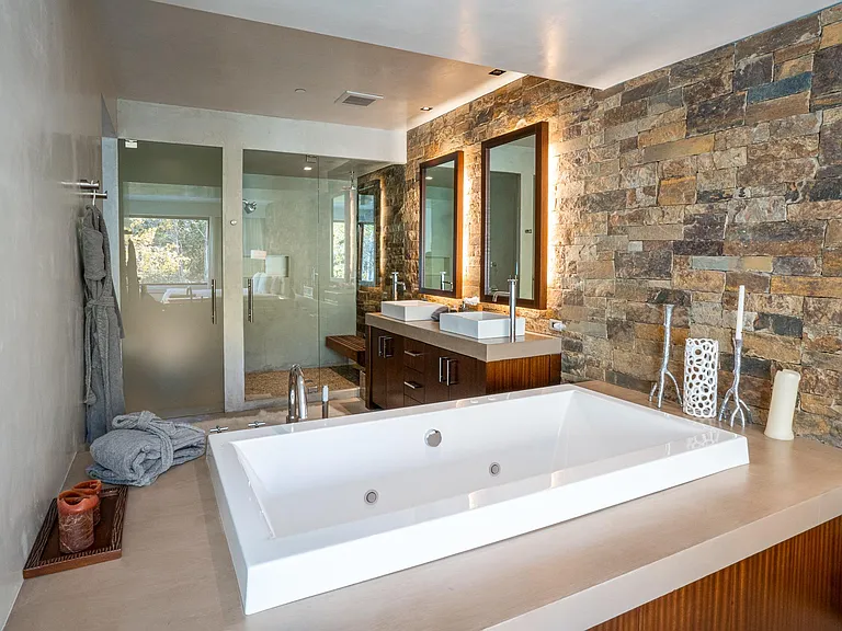 1564 Silver King Dr — Photo 12