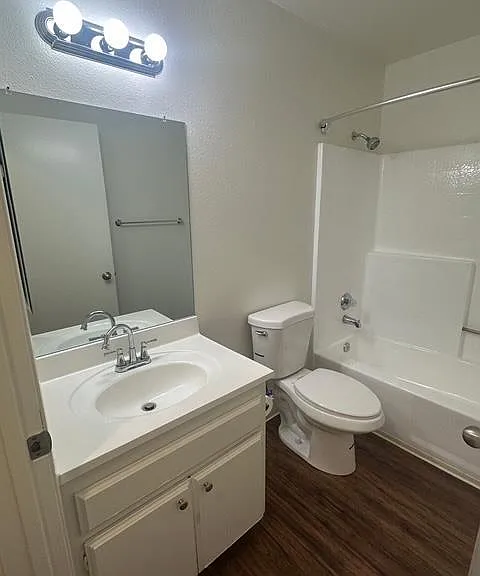 1127 W 252nd St #STUDIOX1-1495 — Photo 17