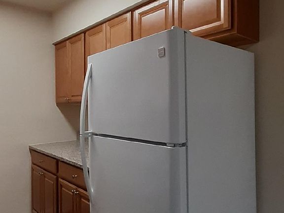 4th image of 753 Mill St APT 17