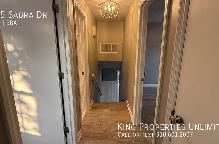 335 Sabra Dr — Photo 9