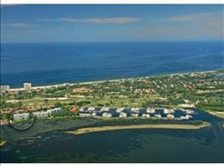 2410 Harbourside Dr APT 122, Longboat Key, FL 34228