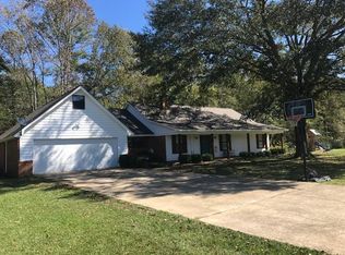 60009 Meadow Ln, Amory, MS 38821