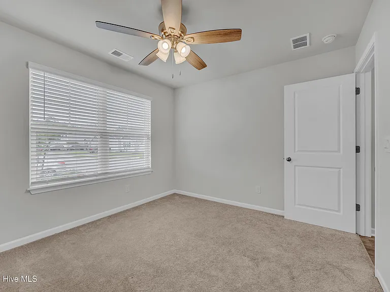 668 Buckeye Rd NE — Photo 13