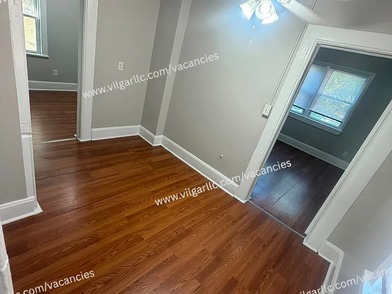 5025 Tod Ave — Photo 9