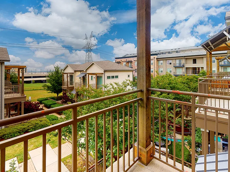 The District At Cypress Waters - Parson's Green — Photo 934
