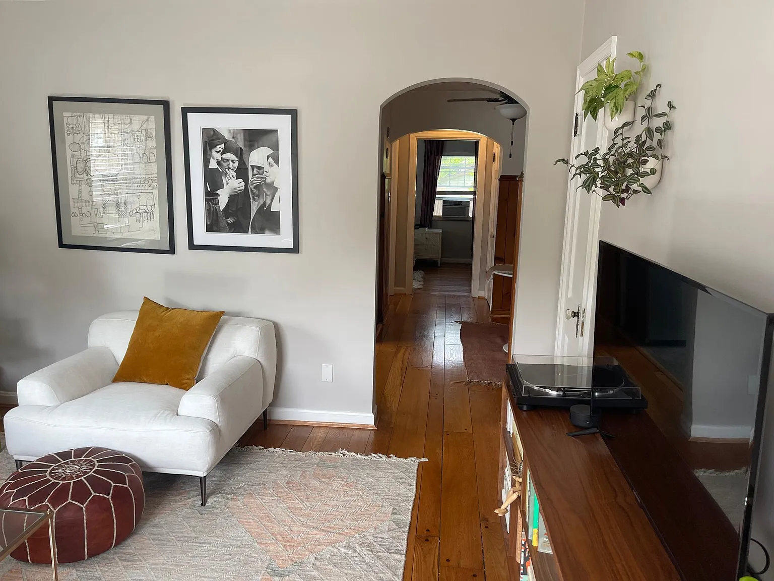 1 bed, 750 sqft, $1,350 — Photo 3