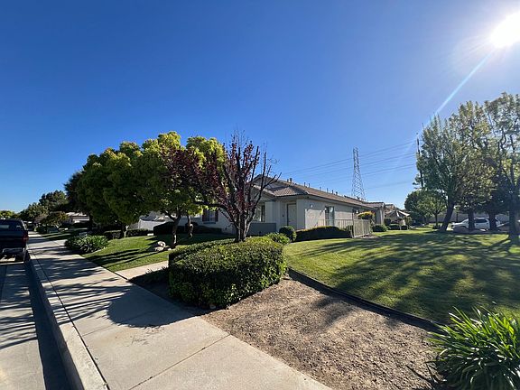 2nd image of 4302 Pebble Creek Dr APT A