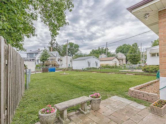 5th image of 4756 Eichelberger St