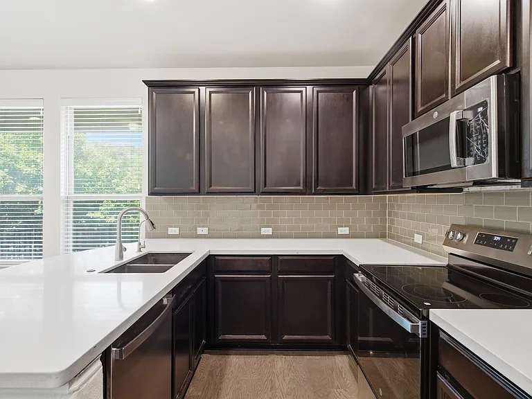 2105 Town Centre Dr #27 — Photo 9