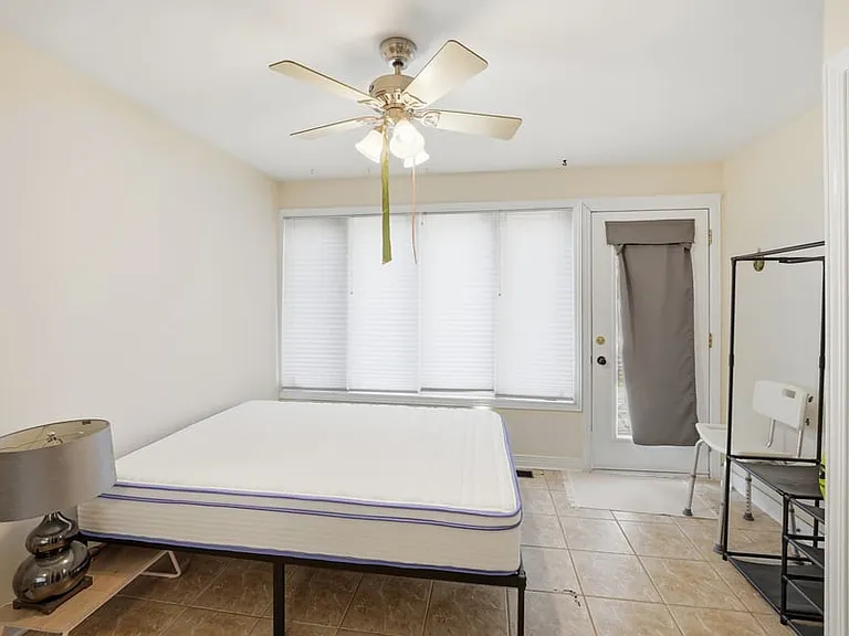 556 Melbourne Ave — Photo 6