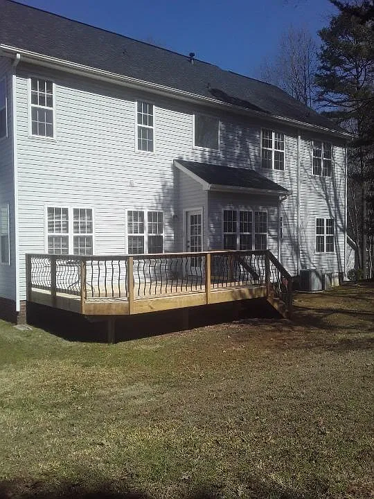 8501 Glade Ct — Photo 2