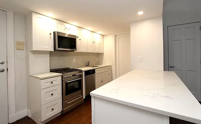 Rented by Oxford Property Group | media 3