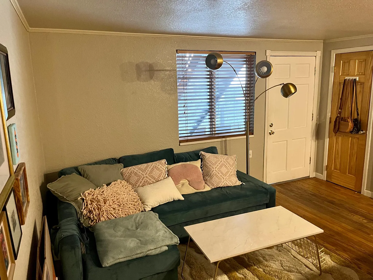 1 bed, 500 sqft, $1,050 — Photo 1