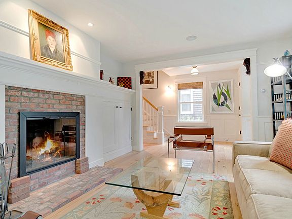 2nd image of 18 Glover St