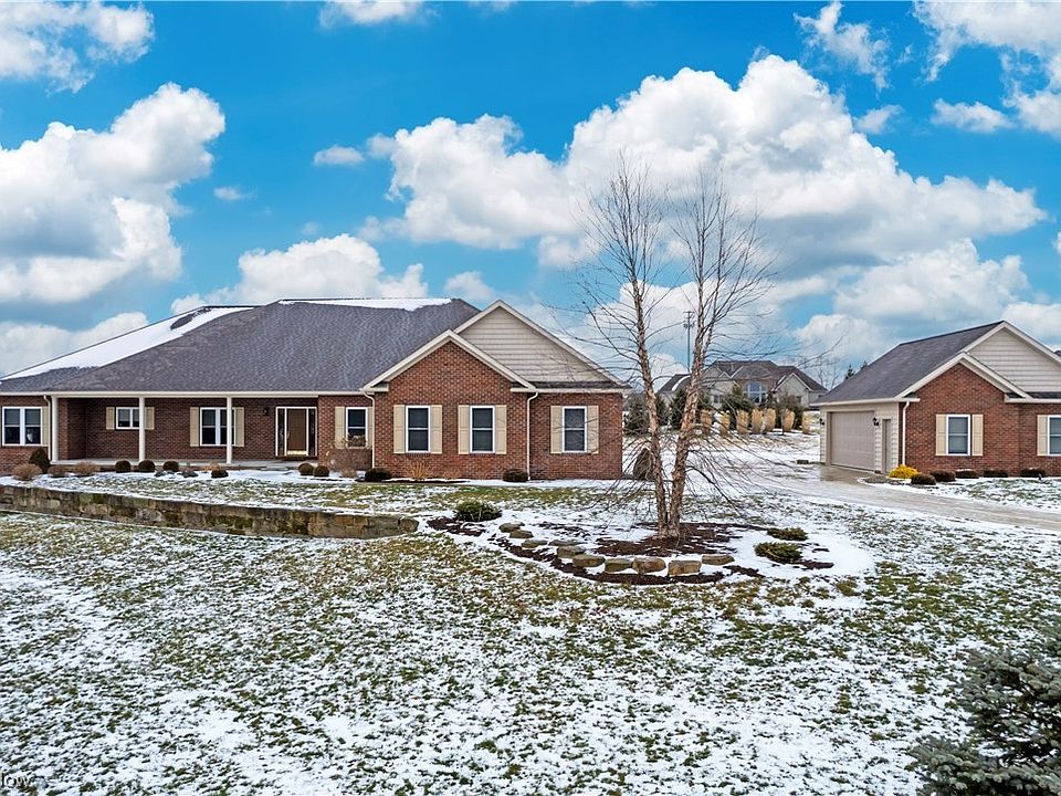 1st image of 1409 Hunt Club Dr
